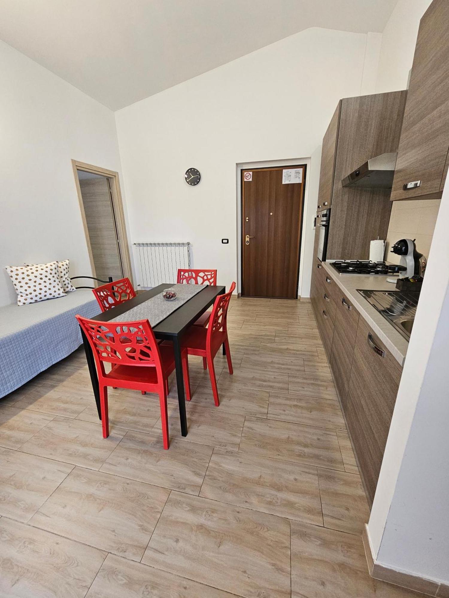 Villa Center Appartamenti Nel Verde In Citta Campobasso Eksteriør bilde