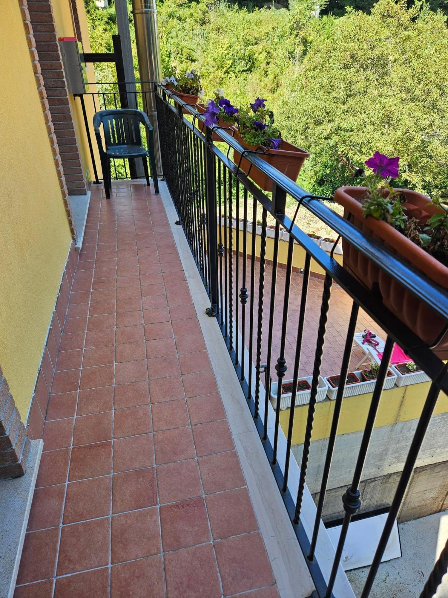 Villa Center Appartamenti Nel Verde In Citta Campobasso Eksteriør bilde